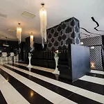 Black & White Hotel Osieczany