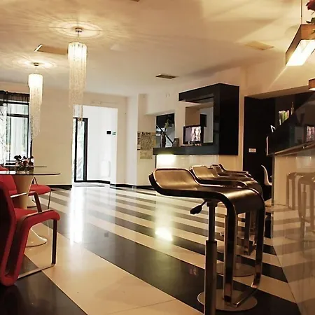 Black & White Hotel Osieczany