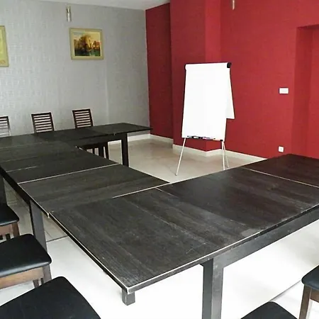 Black & White 3* Osieczany