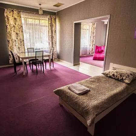 Hotel Black & White Osieczany