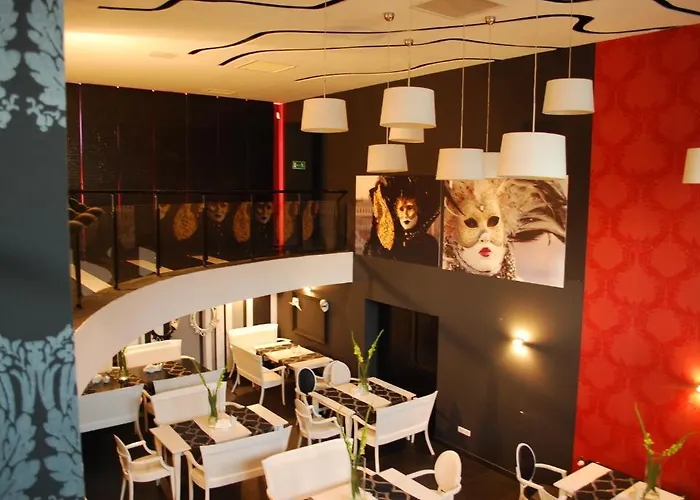 Hotel Black & White Osieczany