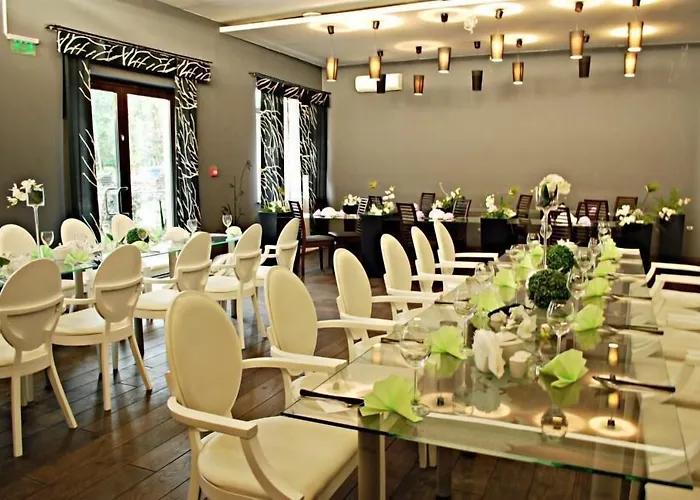 Black & White Hotel Osieczany