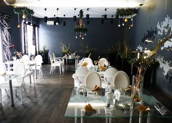 Black & White 3* Osieczany