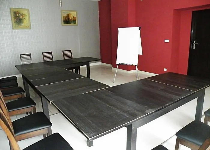 Black & White 3* Osieczany