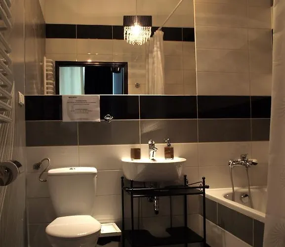 Black & White Hotel Osieczany